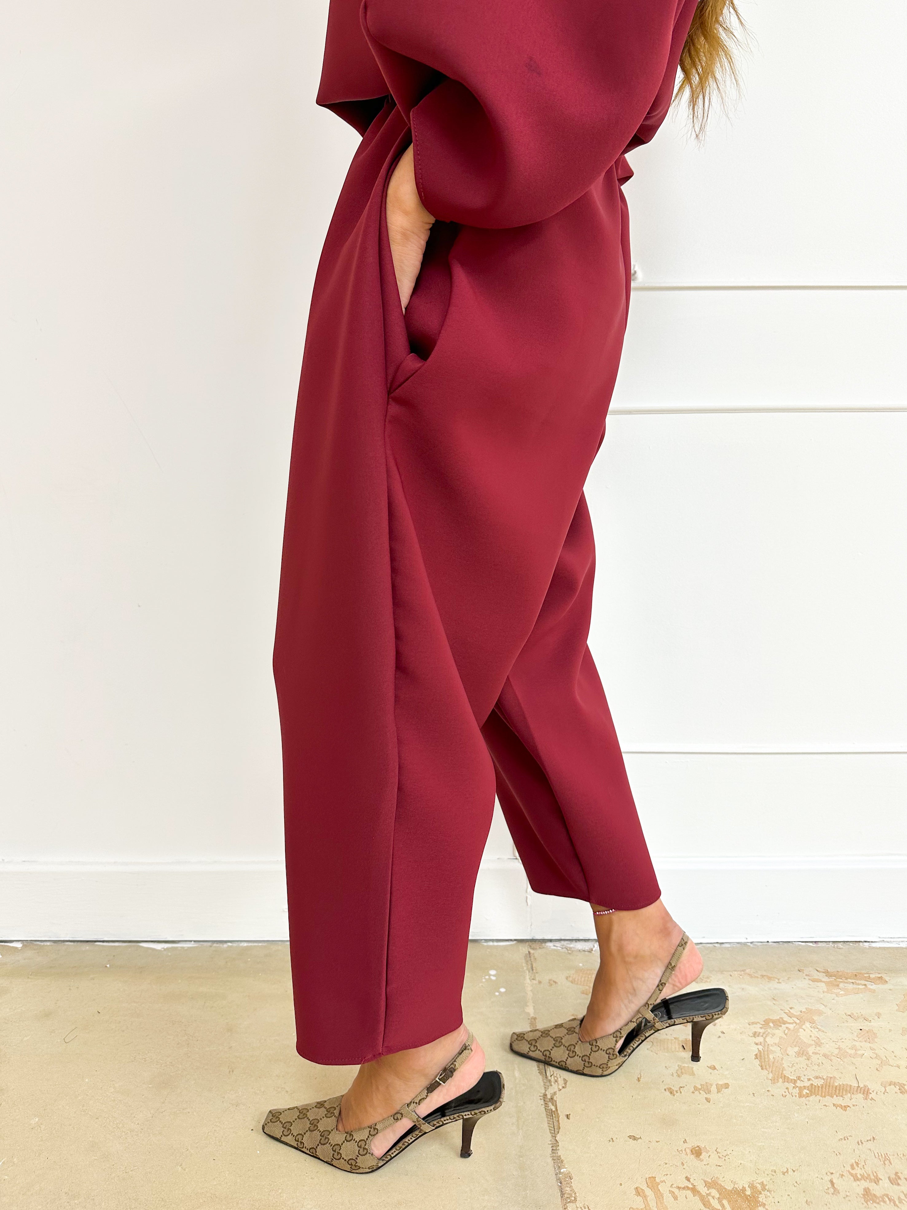 Scuba Balloon Trousers In Burgundy