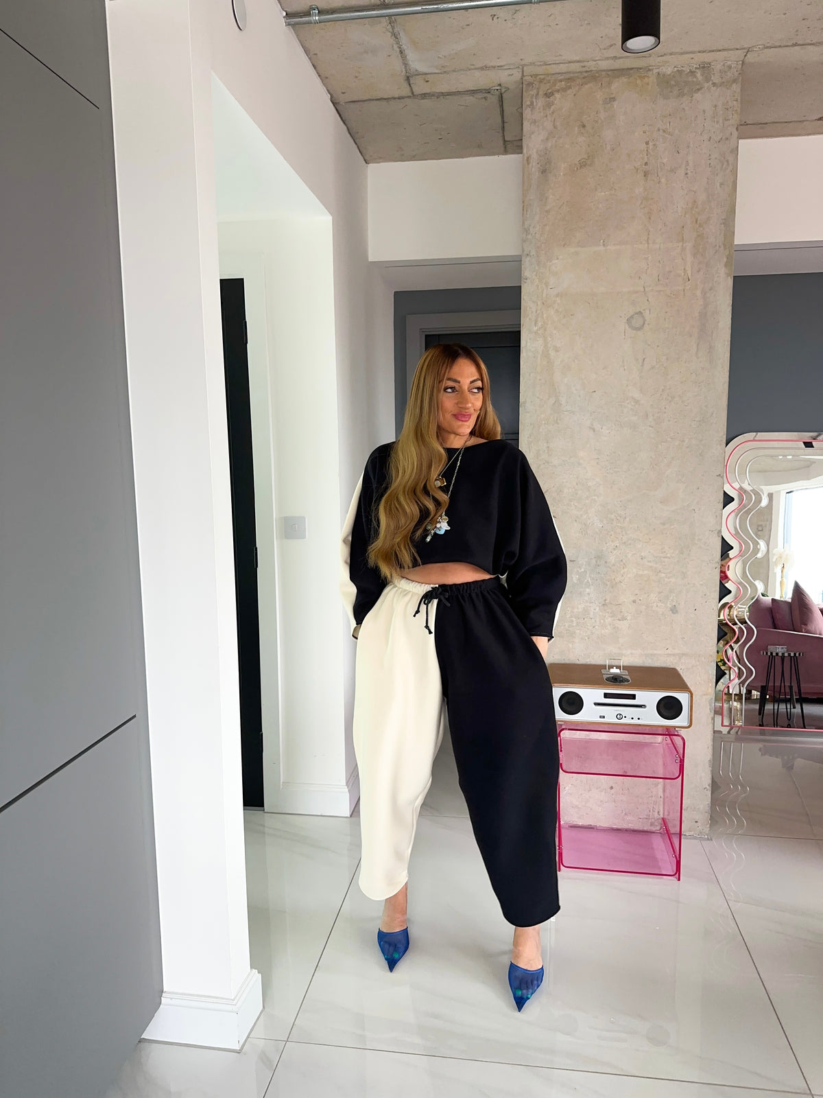 Core Collection Contrast Balloon Trousers In Black/Cream