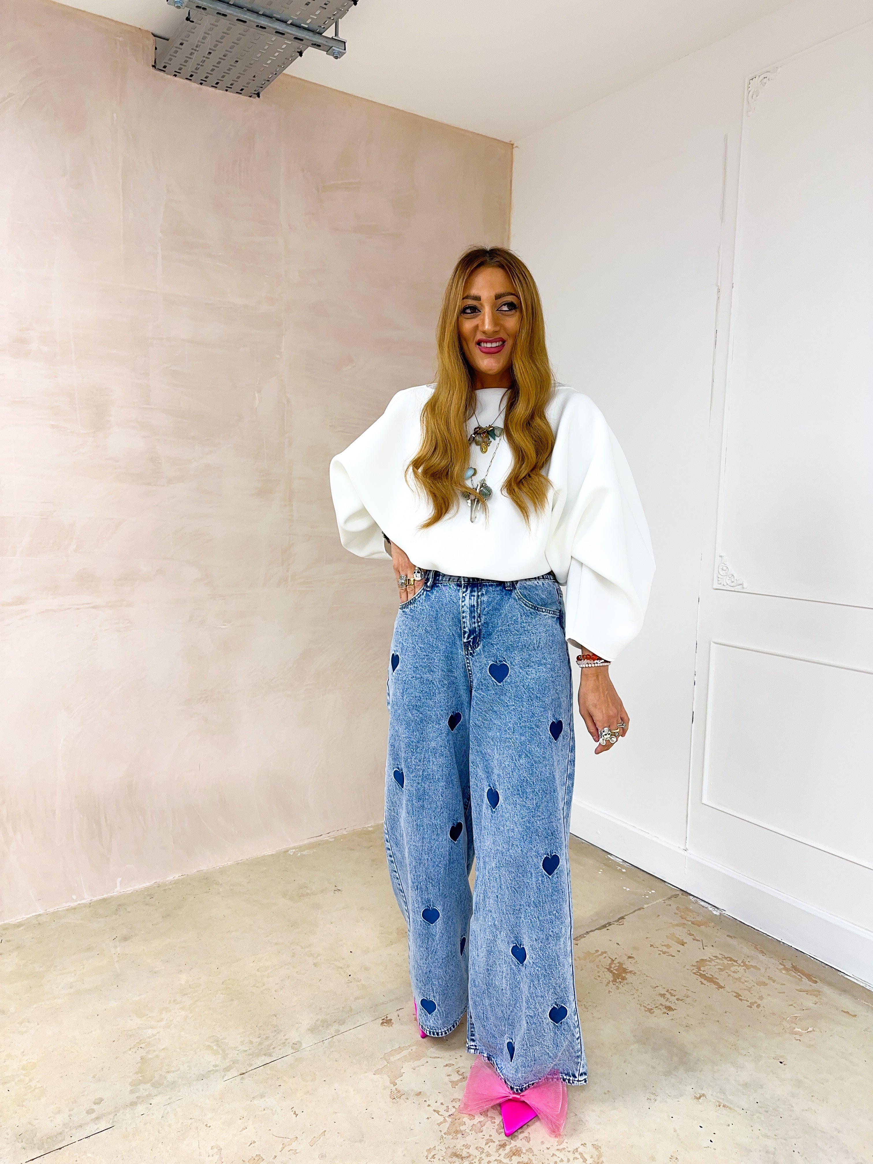 Wide Leg Scattered Heart Jeans In Blue