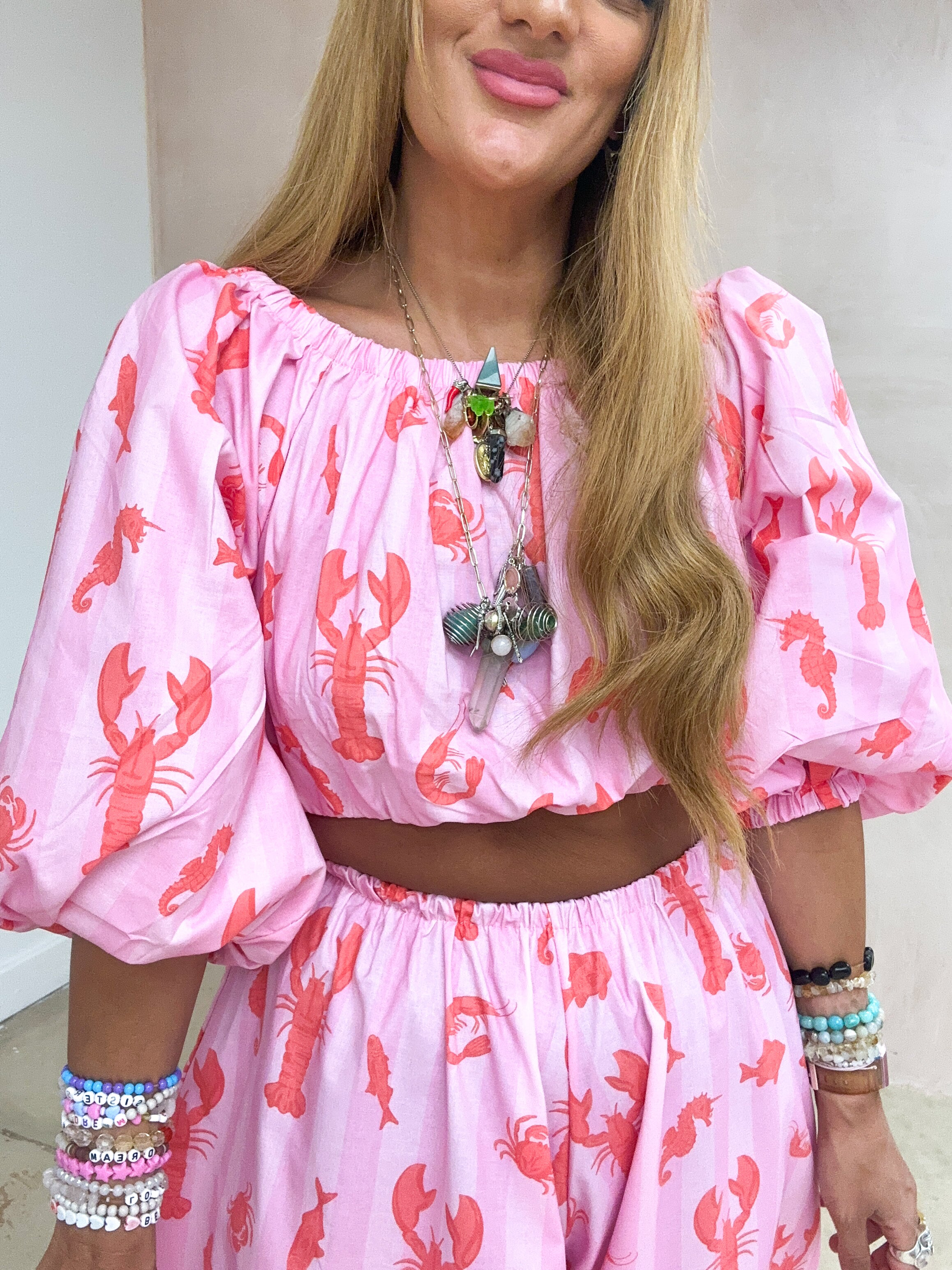 The Phoebe Puff Sleeve Bardot Top In Lobster Print