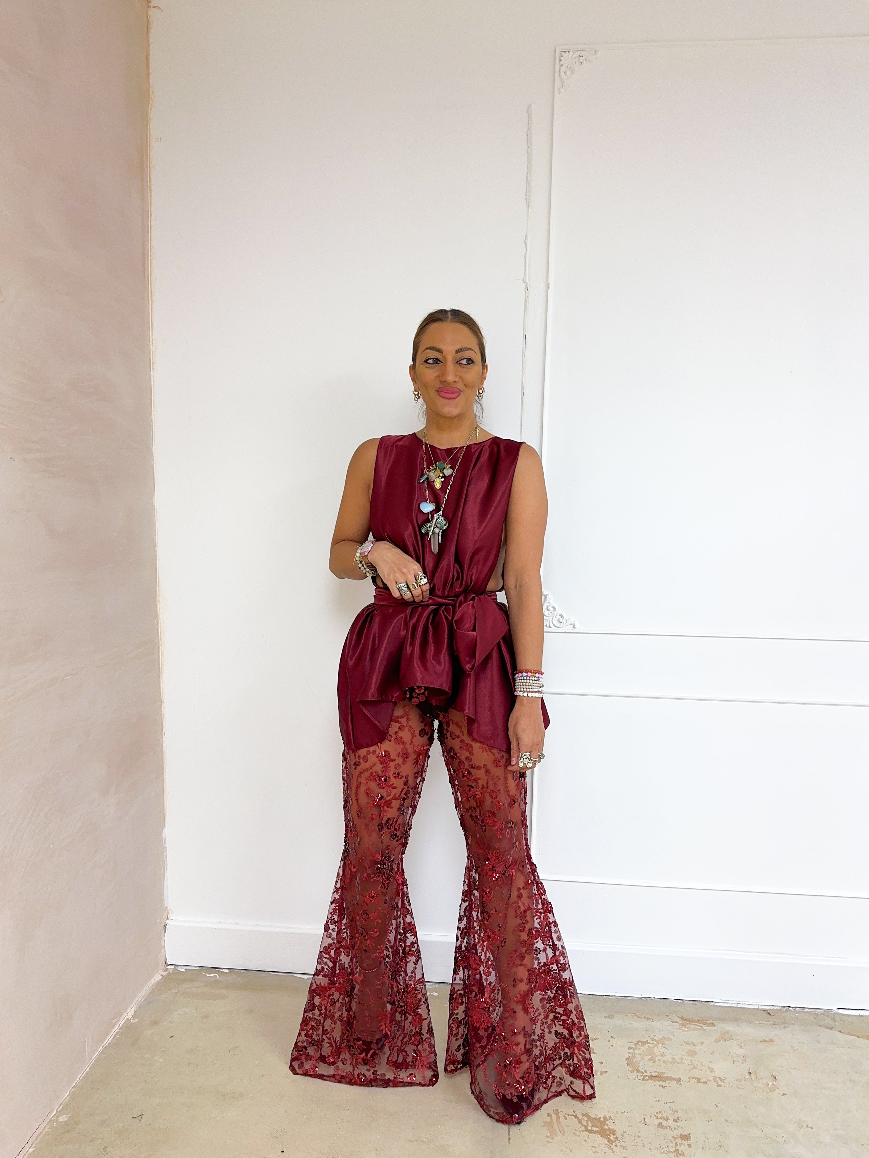 The Midnight Belted Top In Burgundy