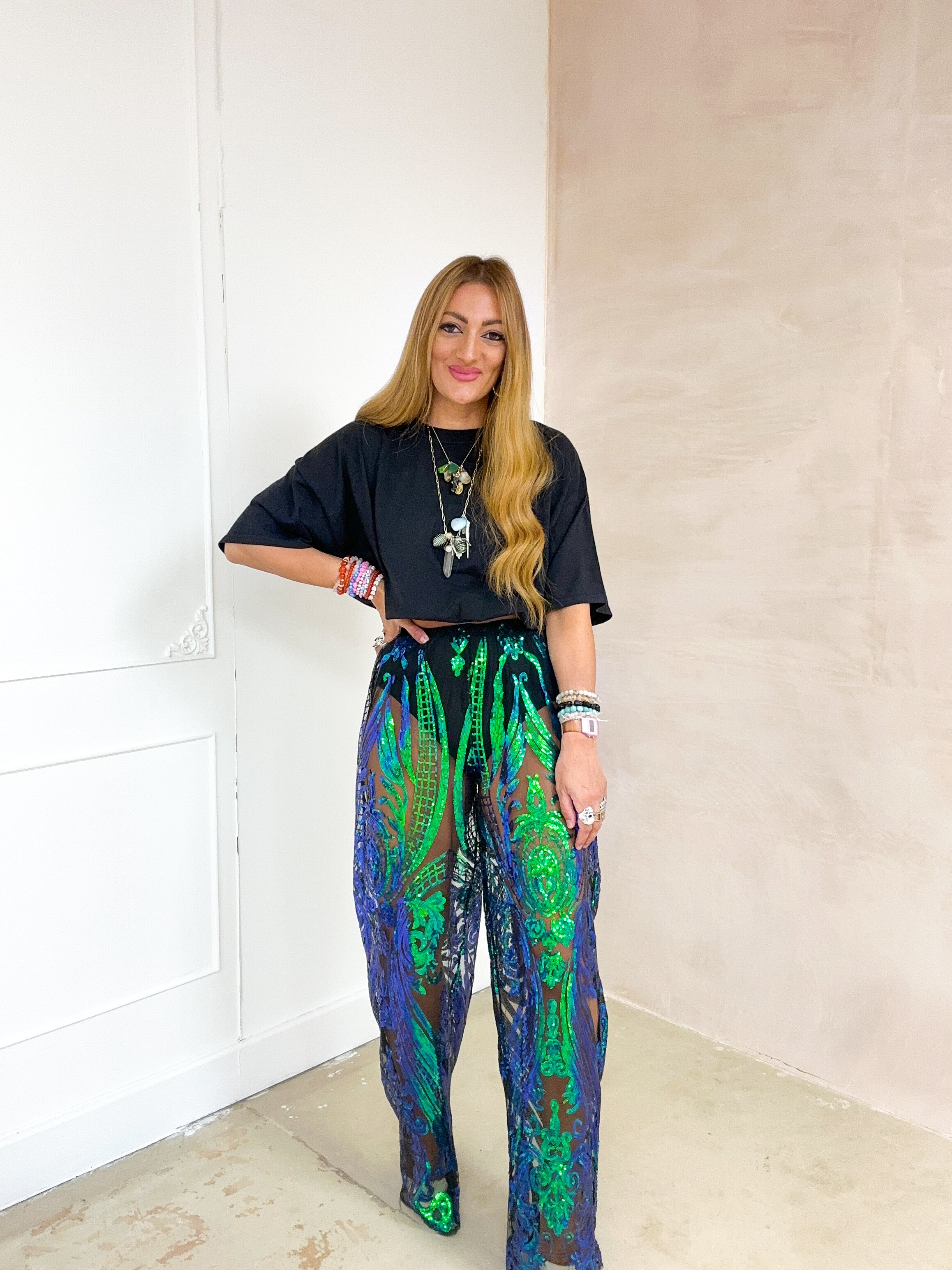 Cropped Basic T-Shirt In Black