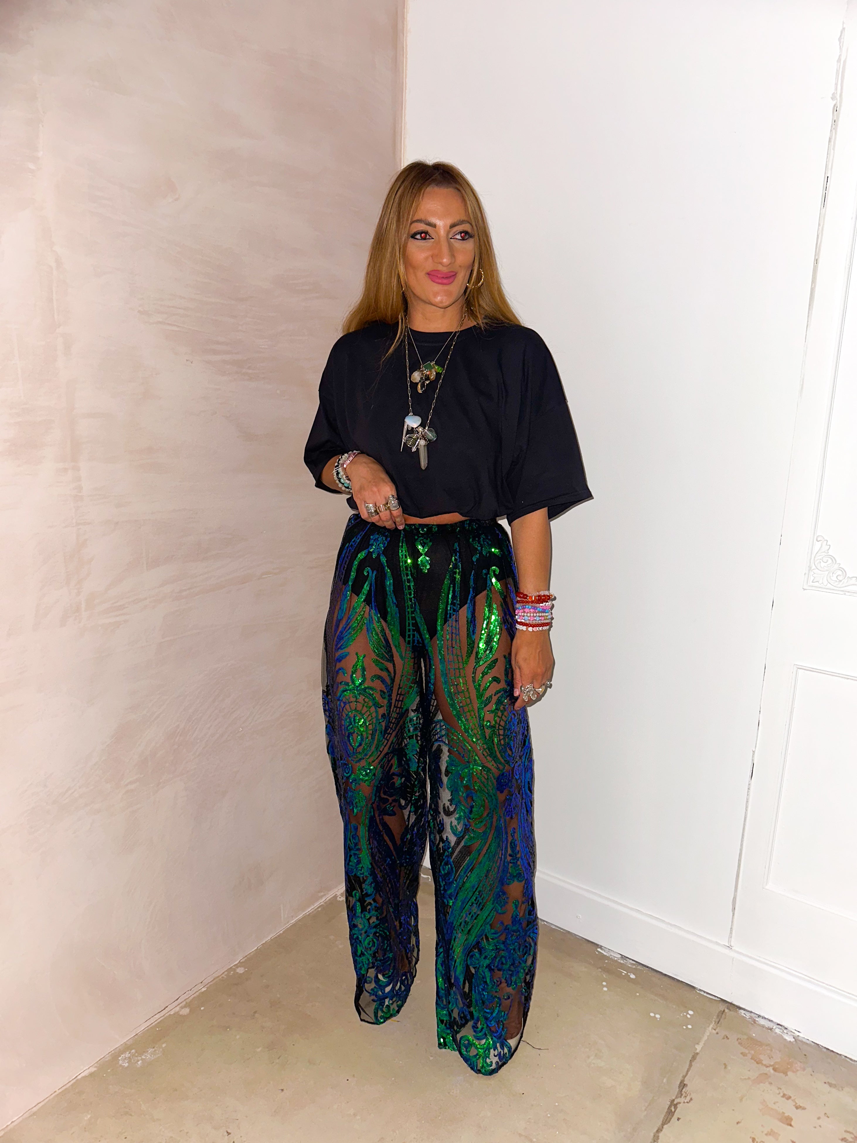 Cropped Basic T-Shirt In Black