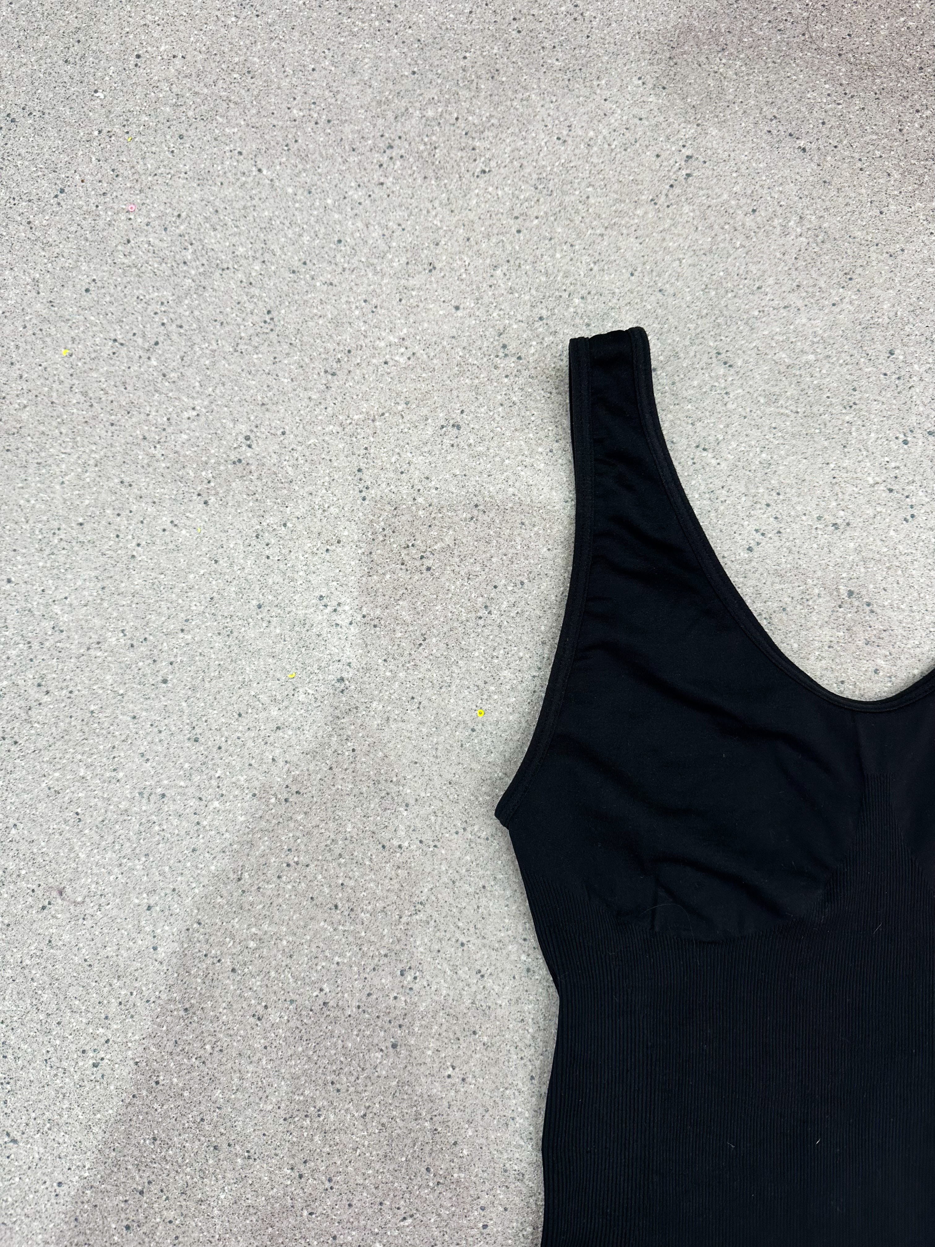 Shapewear Seamless Bodysuit In Black