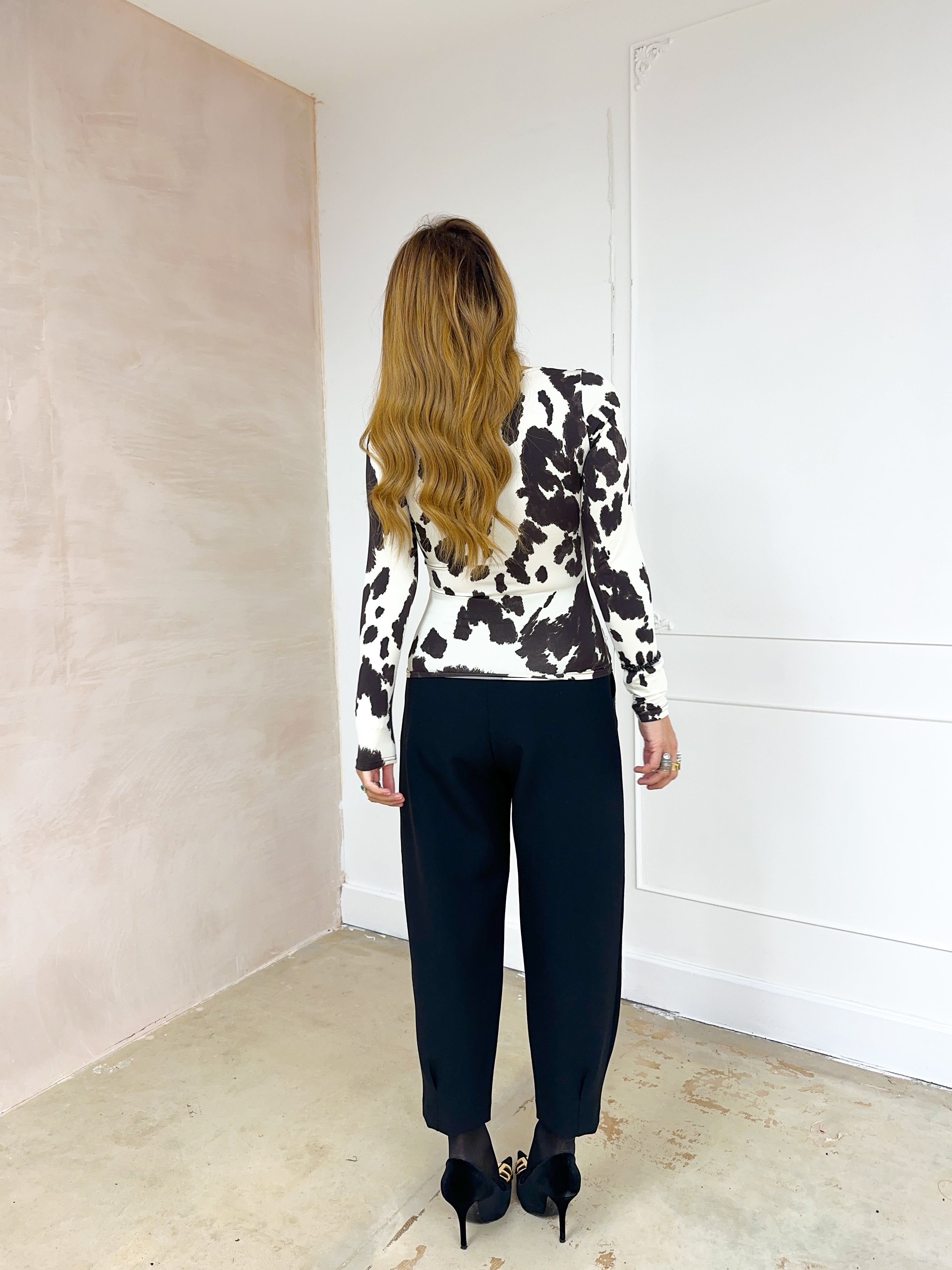 Square Front Long Sleeve Top In Cow Print