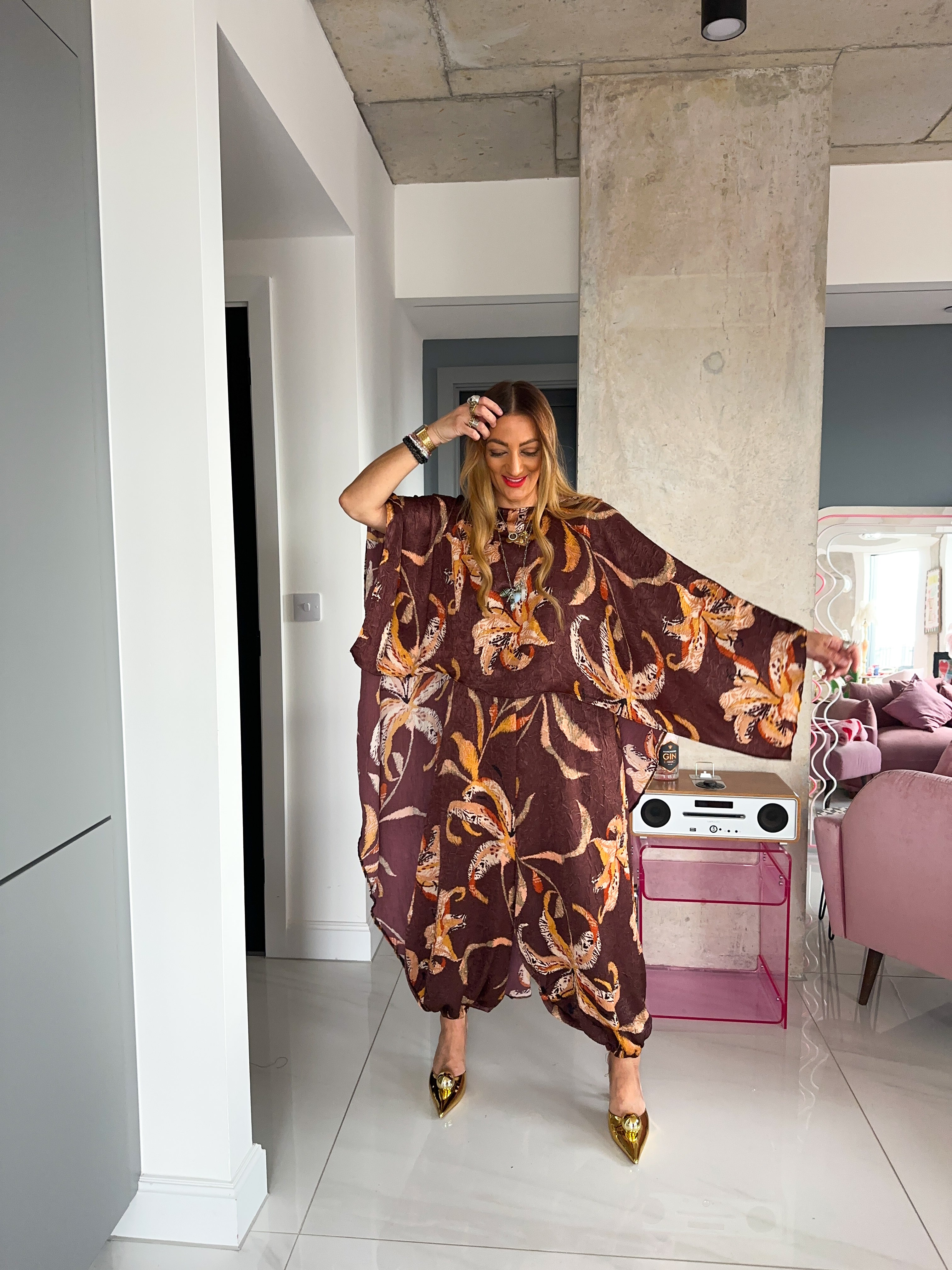 The Jasmine Cape Top In Brown Abstract Floral