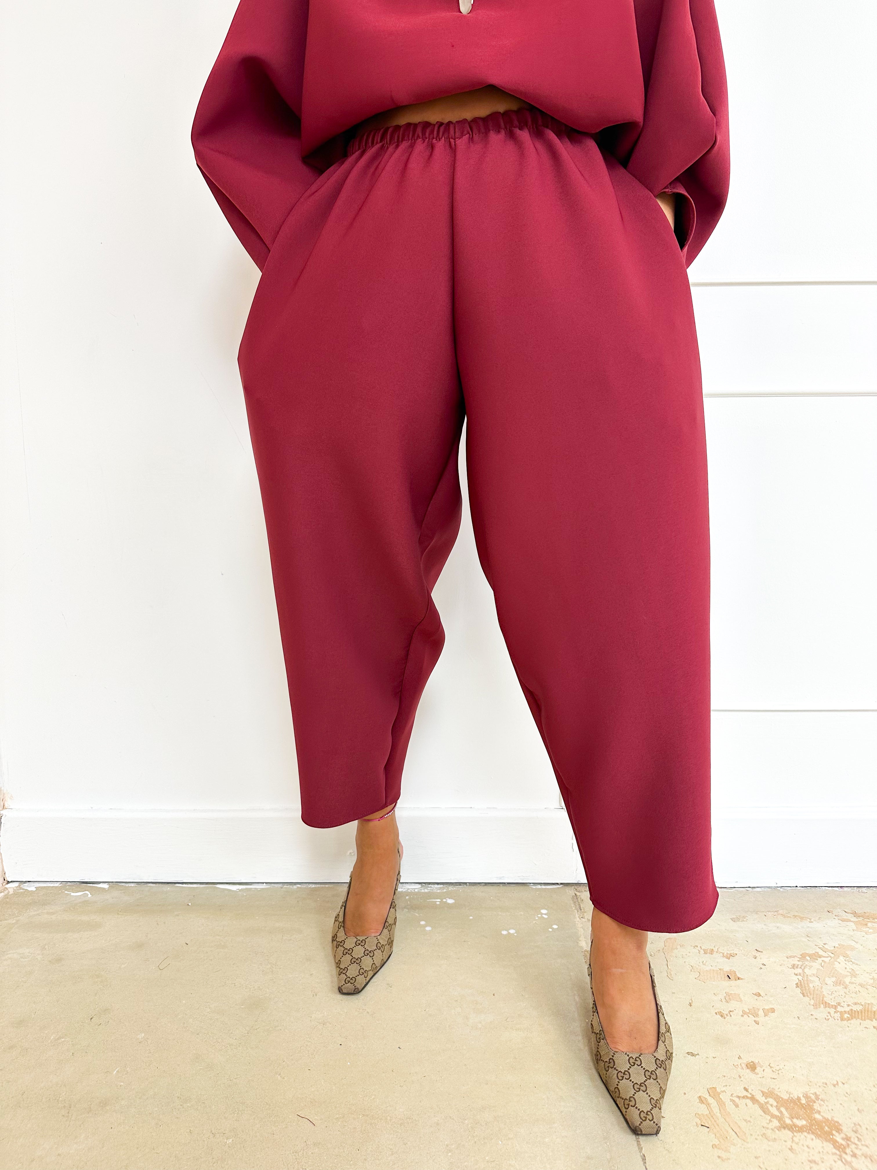 Scuba Balloon Trousers In Burgundy