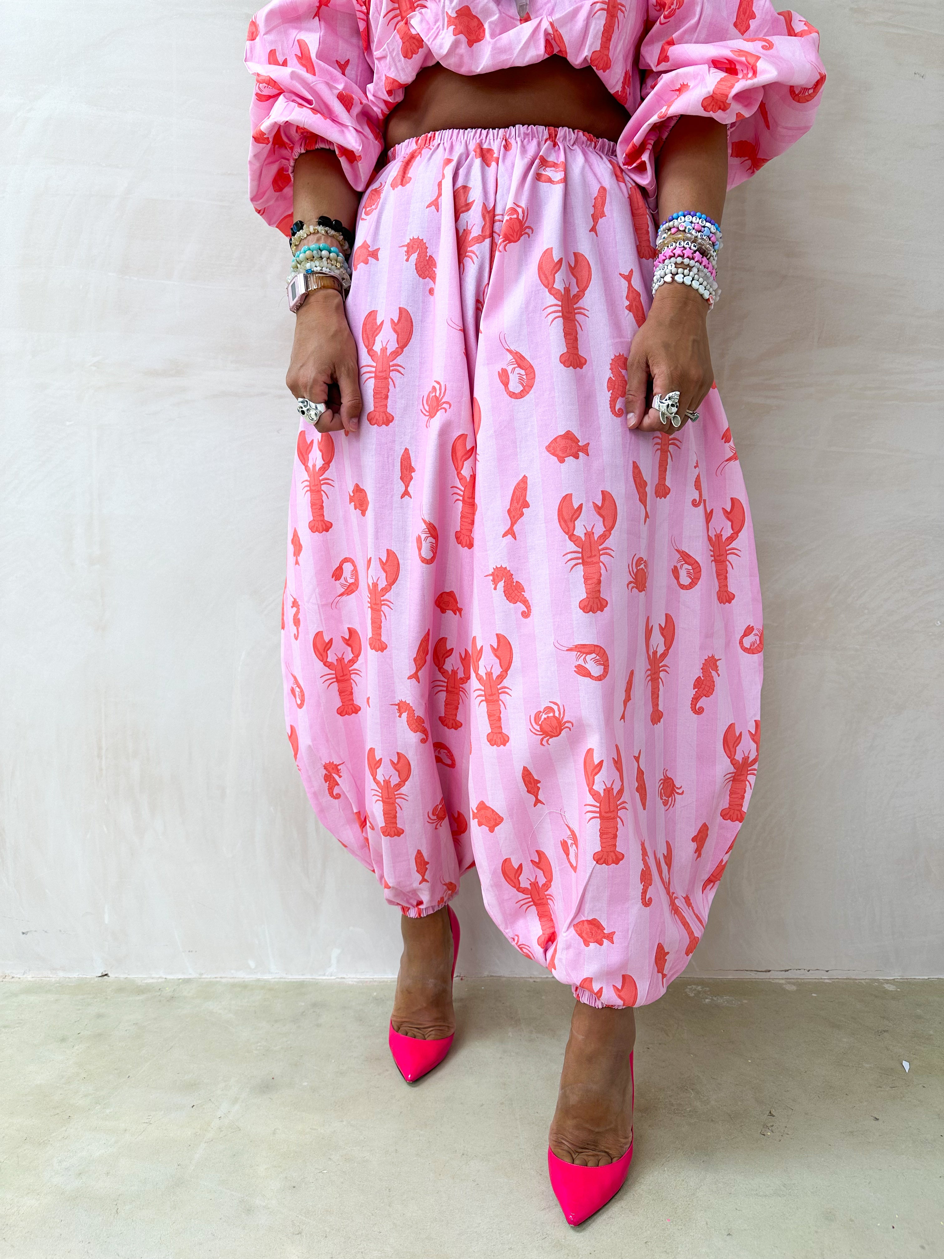 The Phoebe Balloon Trousers In Lobster Print