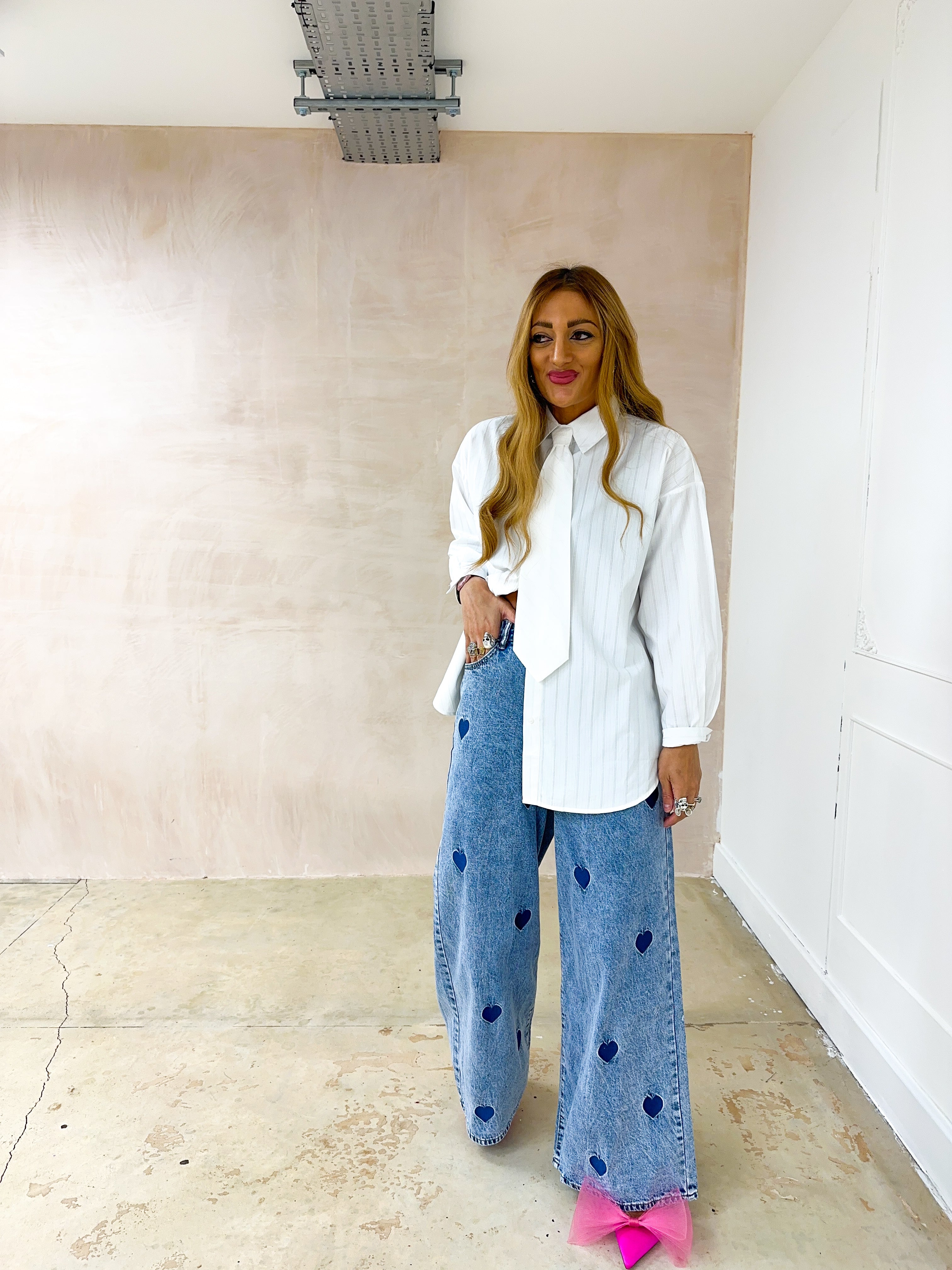 Wide Leg Scattered Heart Jeans In Blue