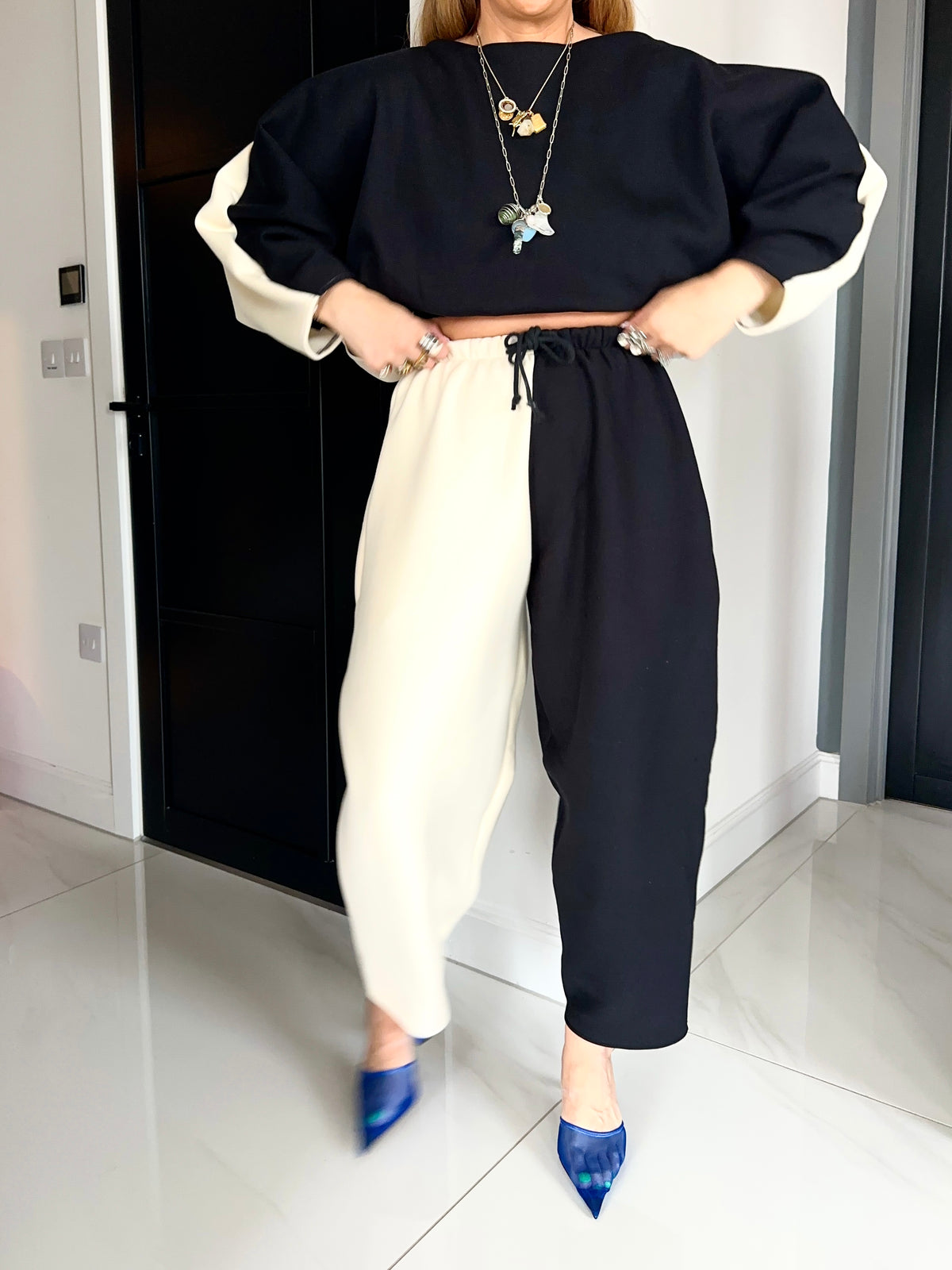 Core Collection Contrast Balloon Trousers In Black/Cream