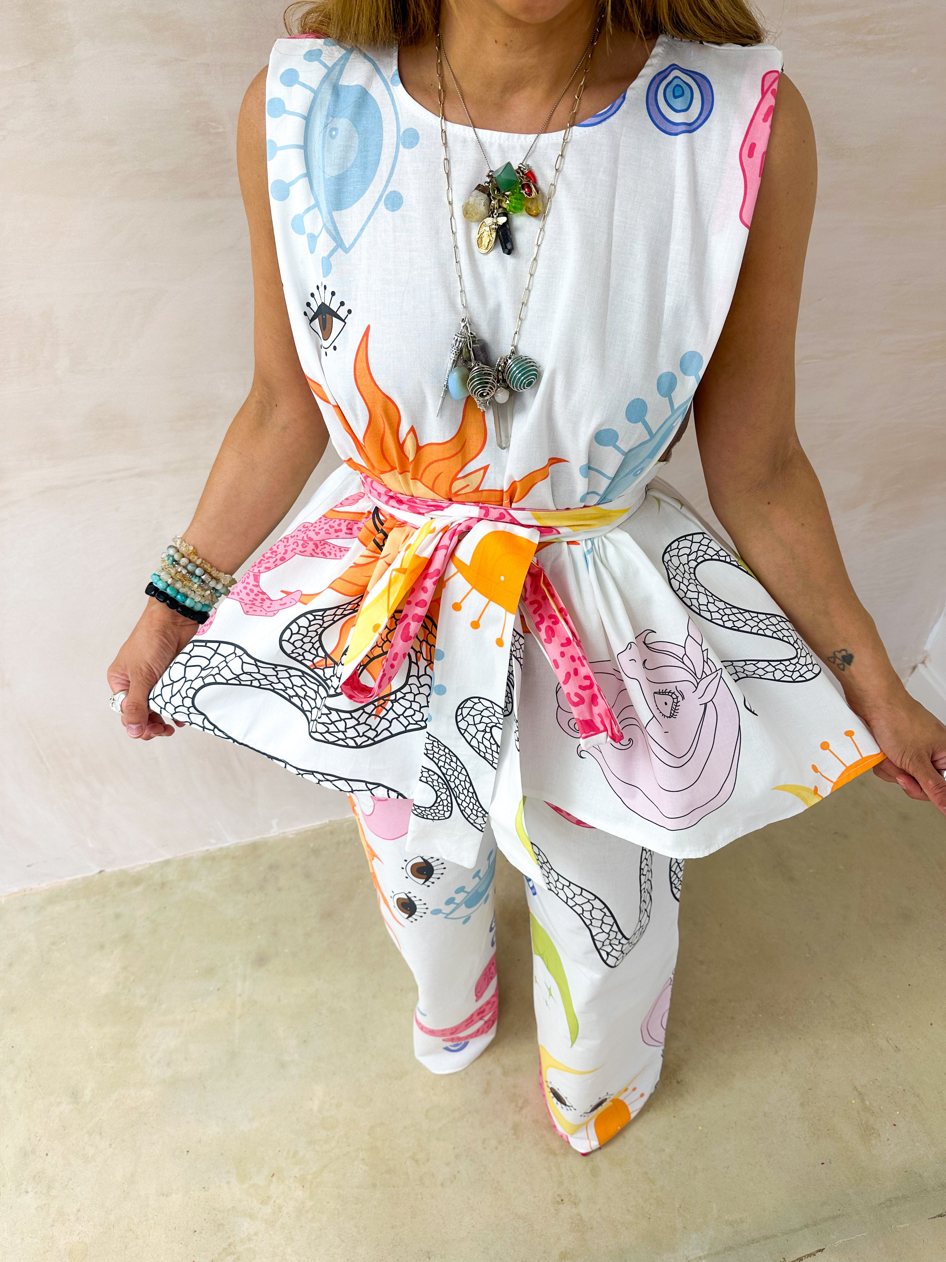 The Spellbound Belted Top In White Mystical Print