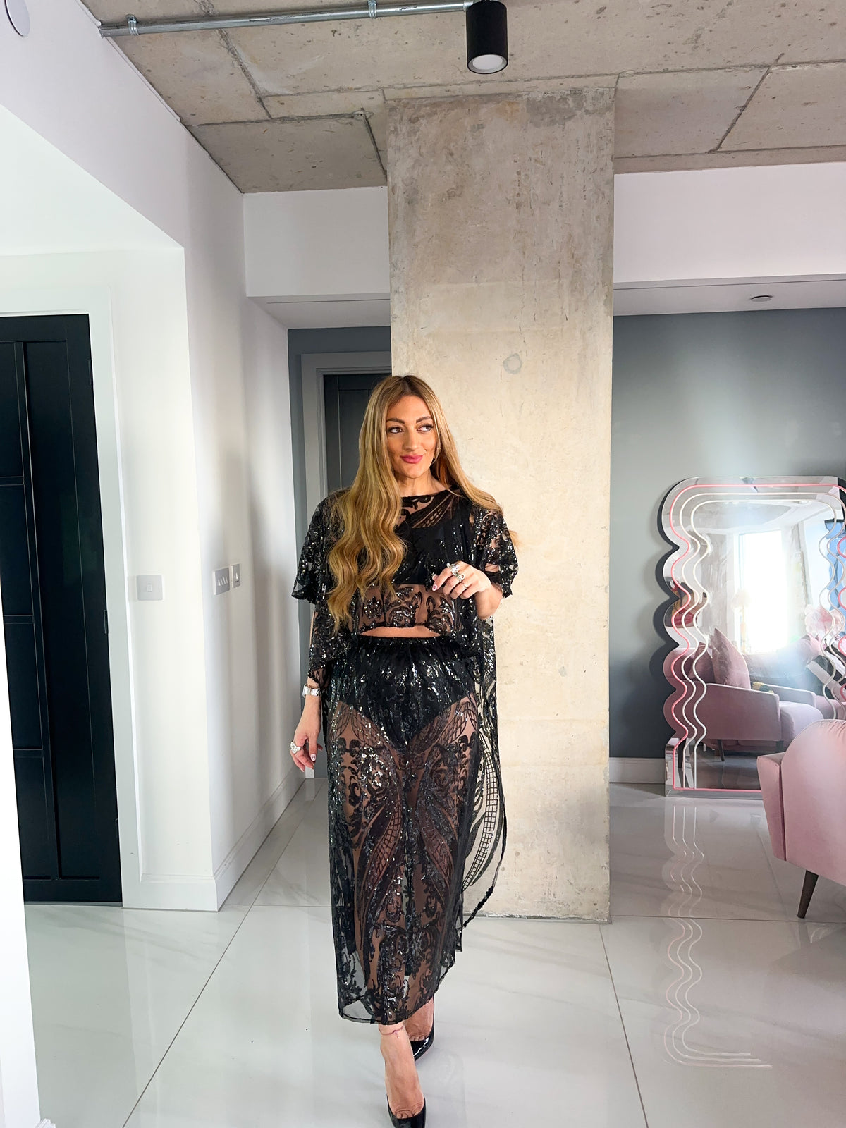 Solaris Sequin Midi Skirt In Black