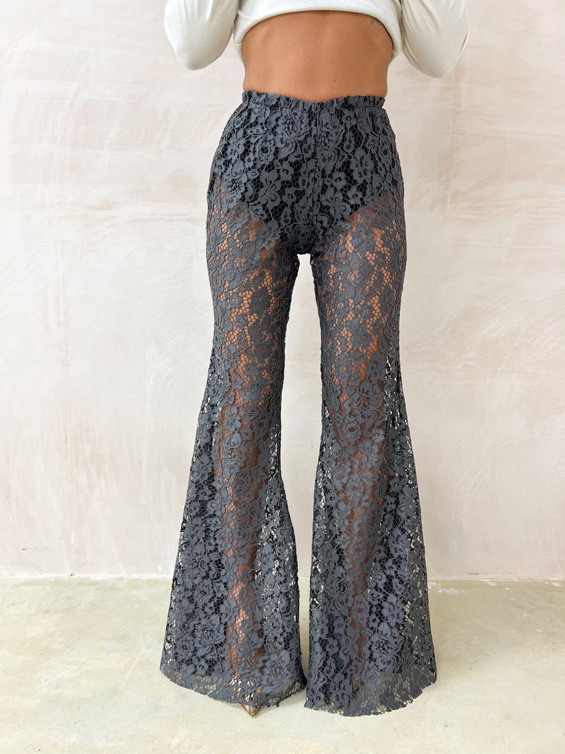 Petite - Fairytale Lace Extreme Flare Trousers In Grey