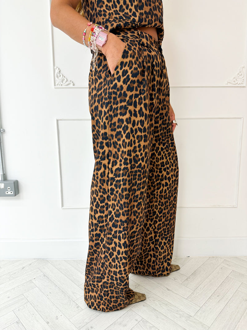 High Waisted Tailored Trousers In Leopard Print