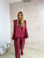 The Midnight Belted Top In Burgundy