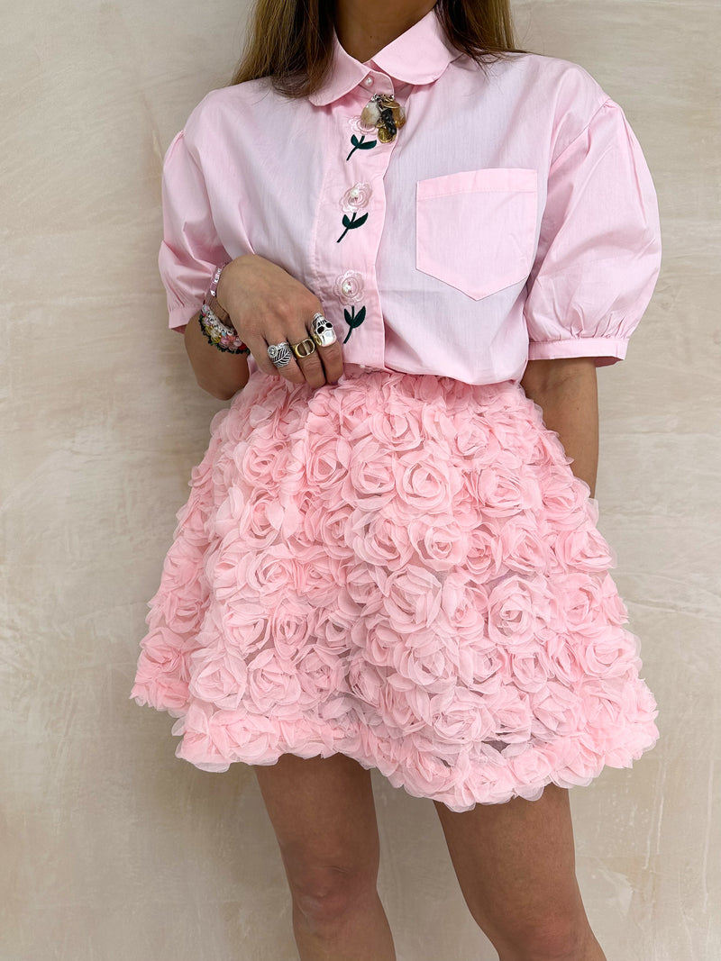 Rose Applique Skirt Style Shorts In Pink
