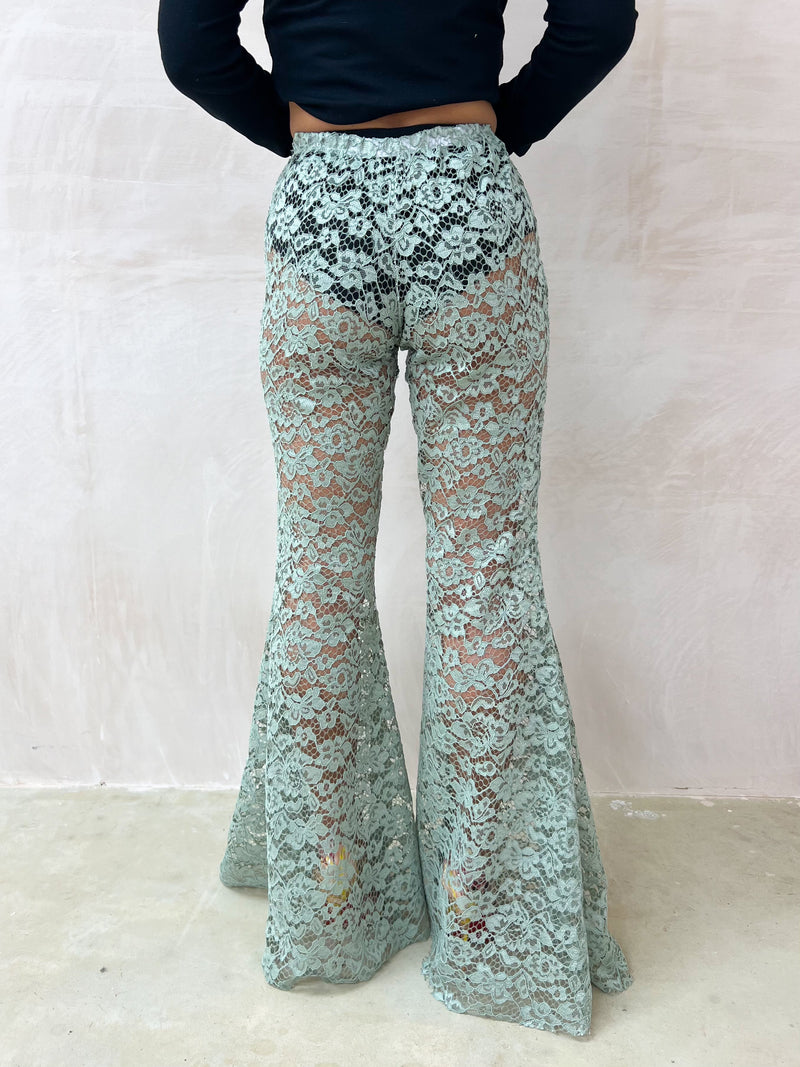 Petite - Fairytale Lace Extreme Flare Trousers In Sage Green