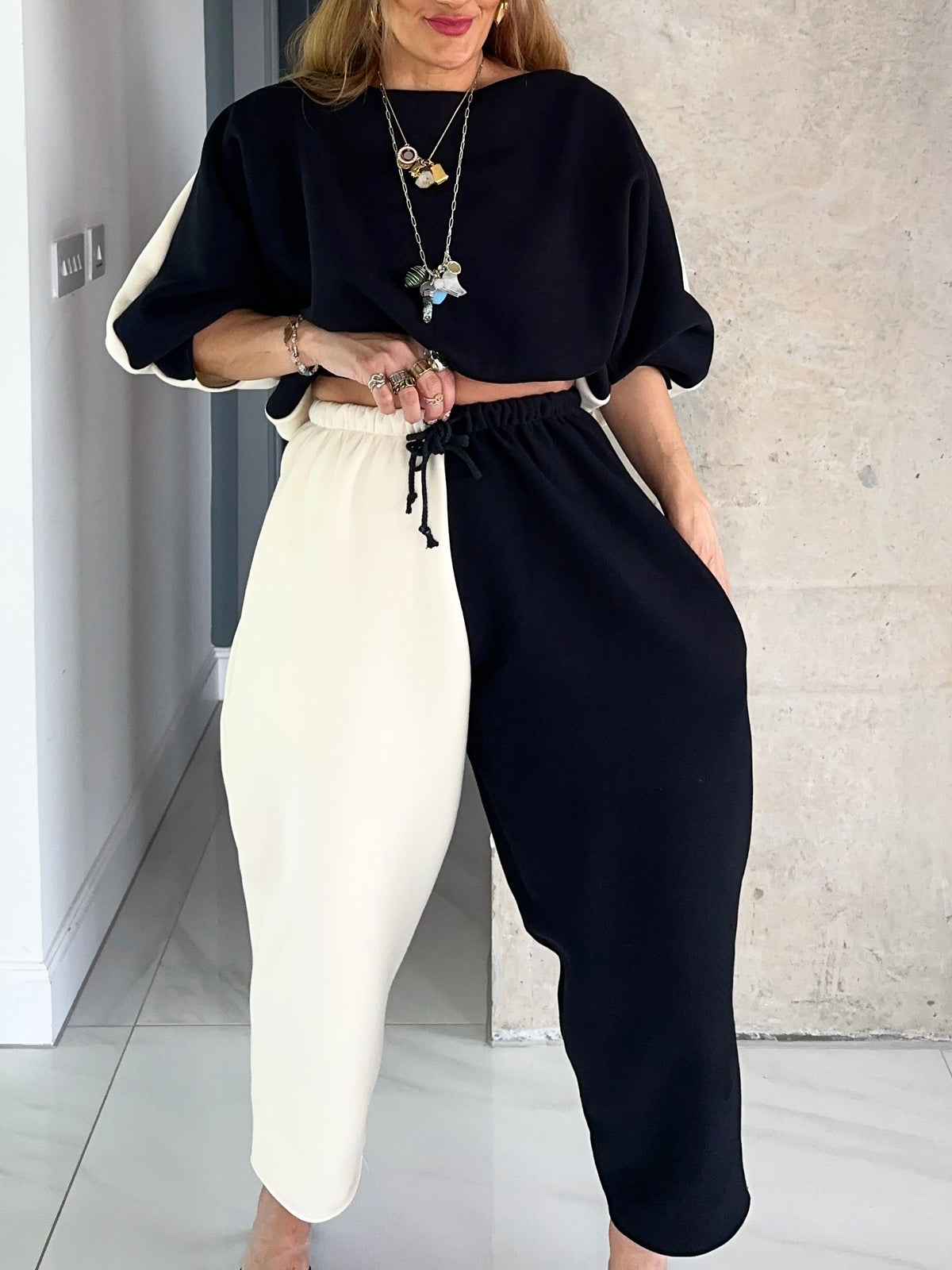 Core Collection Contrast Balloon Trousers In Black/Cream