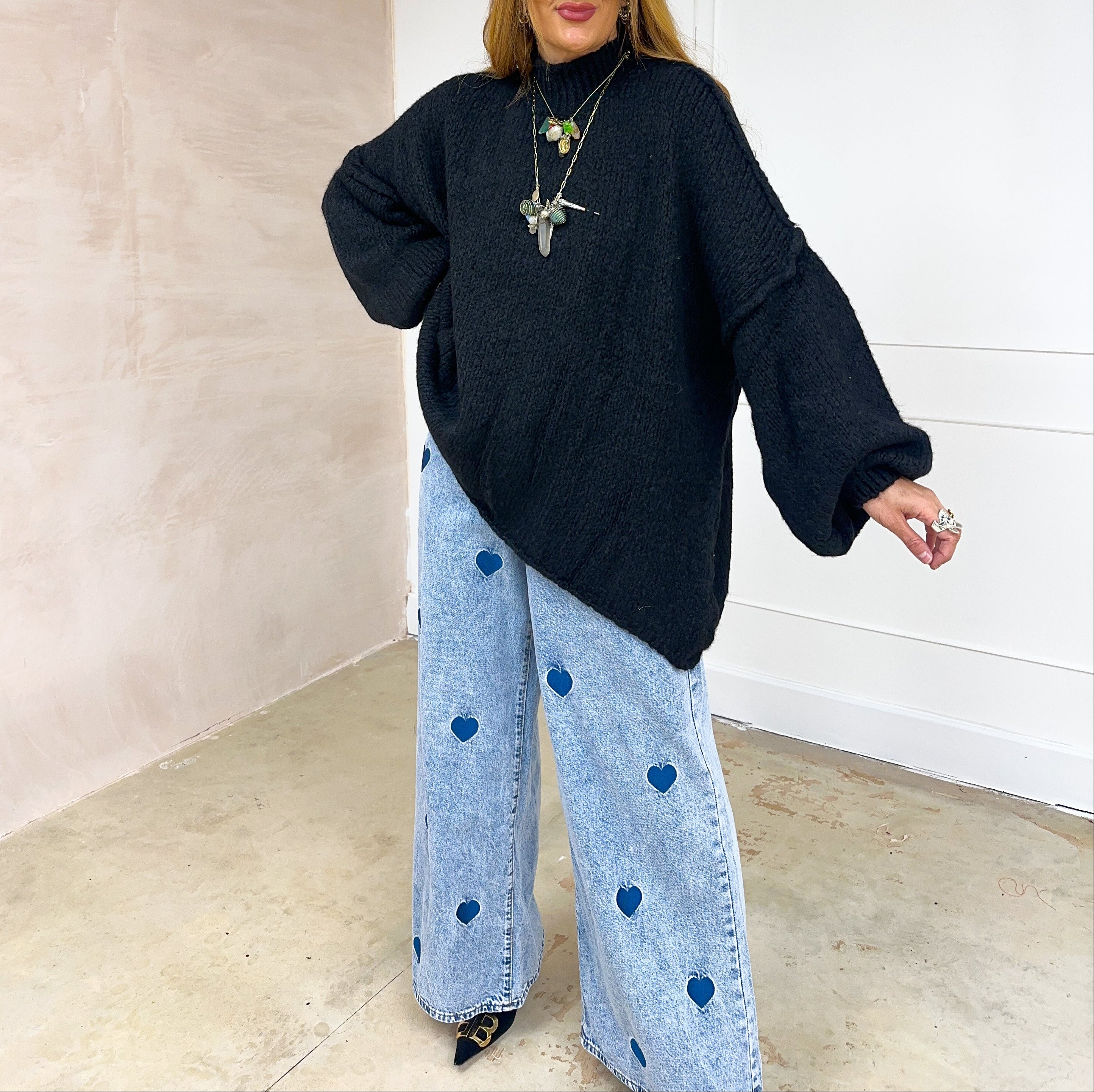 Chunky Knit Oversized Jumper In Black