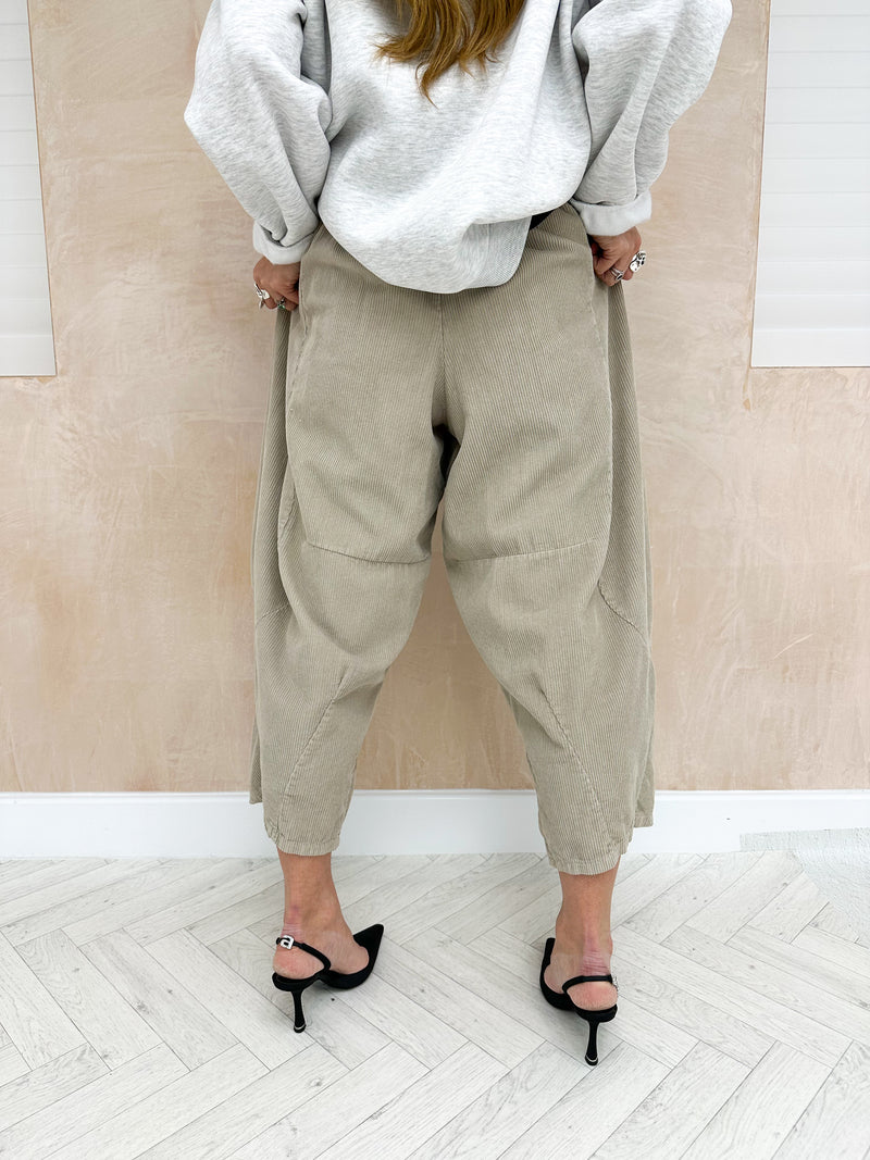 High Waisted Balloon Fit Trousers In Beige