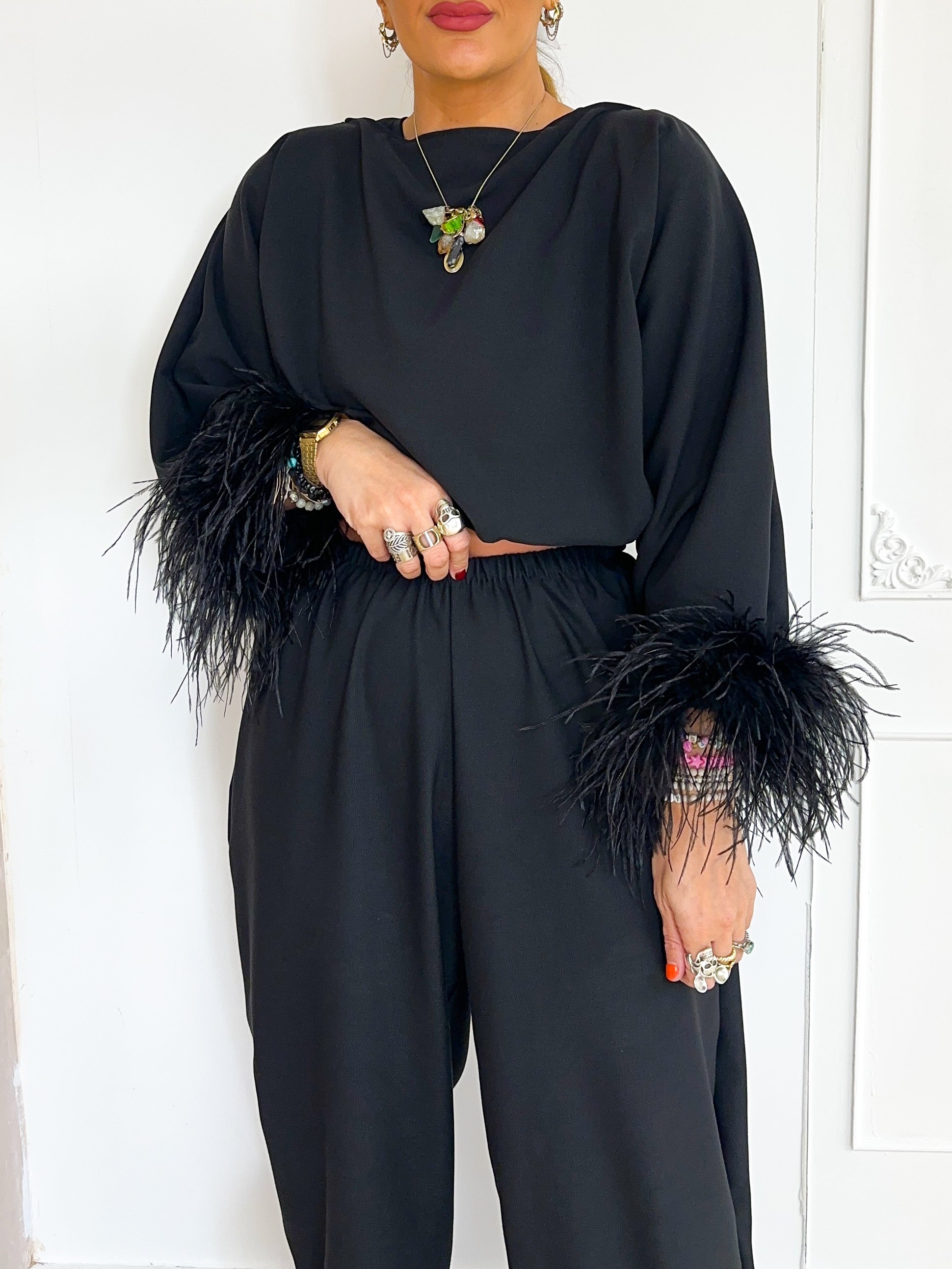 Feather Cuff Puff Sleeve Top In Black