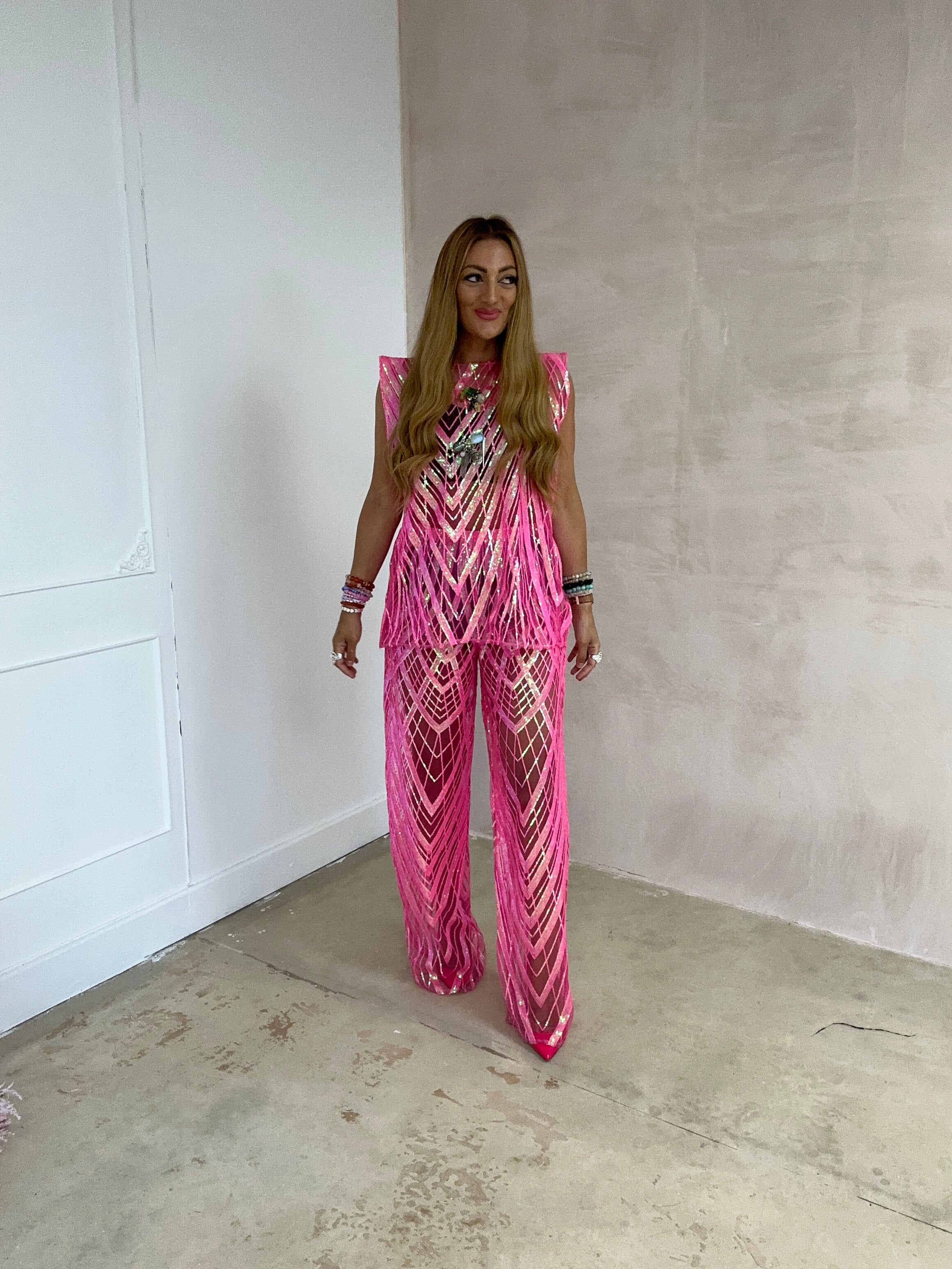 Solaris Vega Mesh Top In Hot Pink