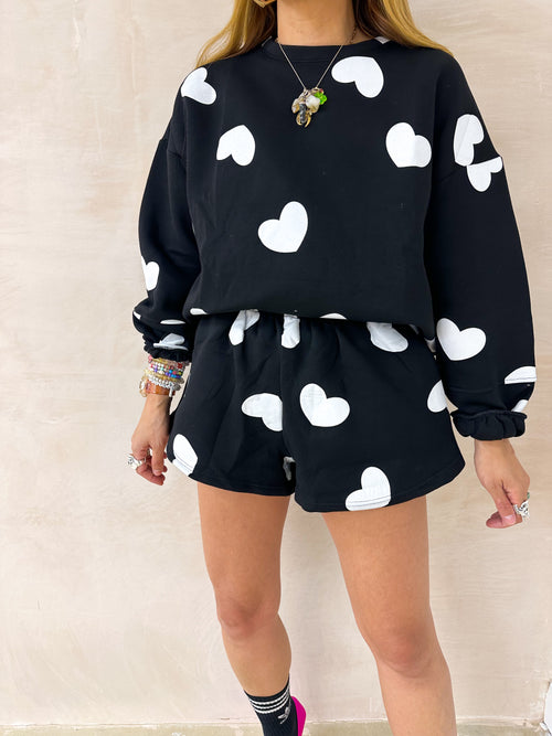 All Over Scattered Heart Sweatshirt In Black