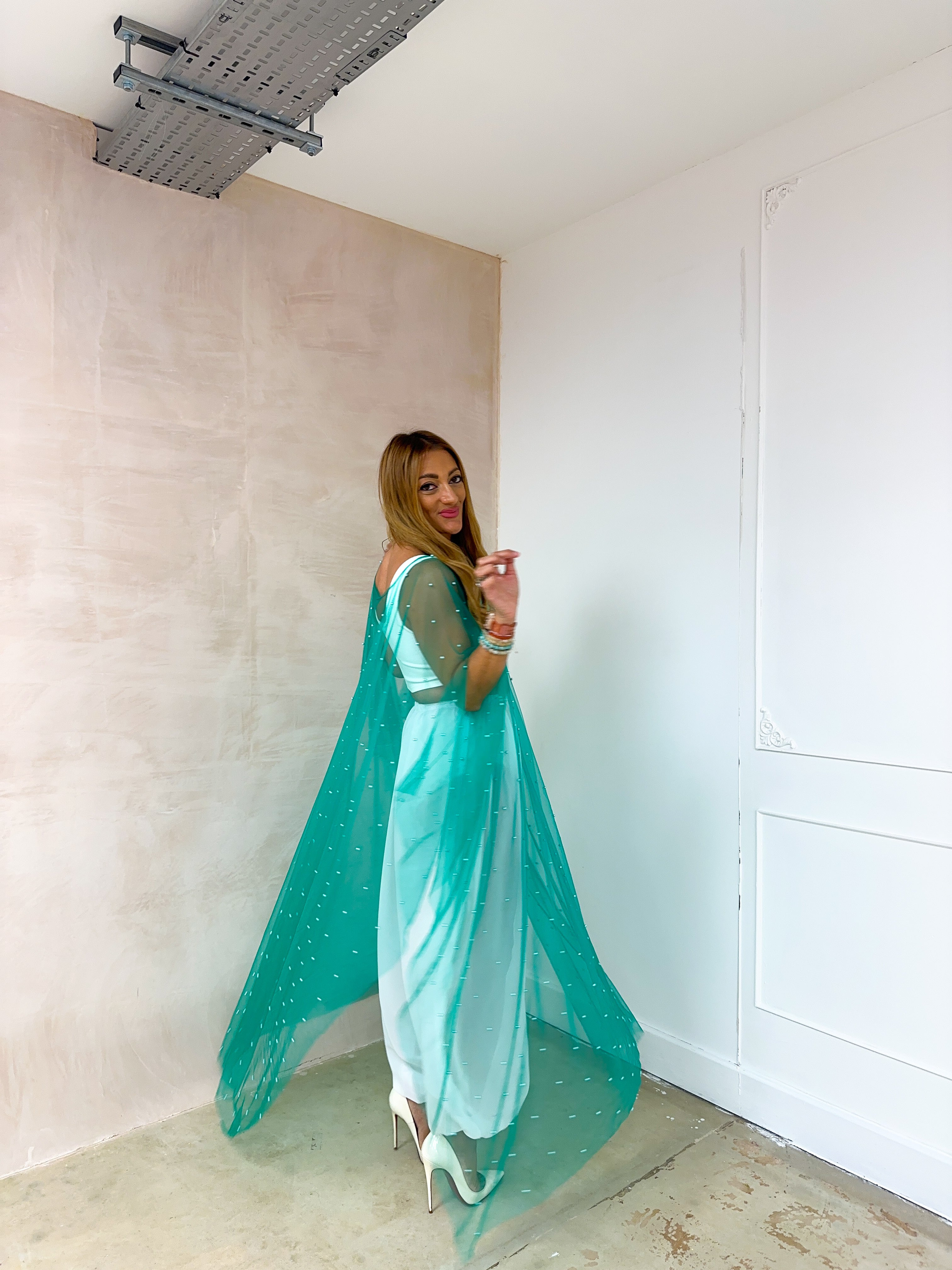 Tulle Vixen Pearl Mesh Kimono In Bright Green