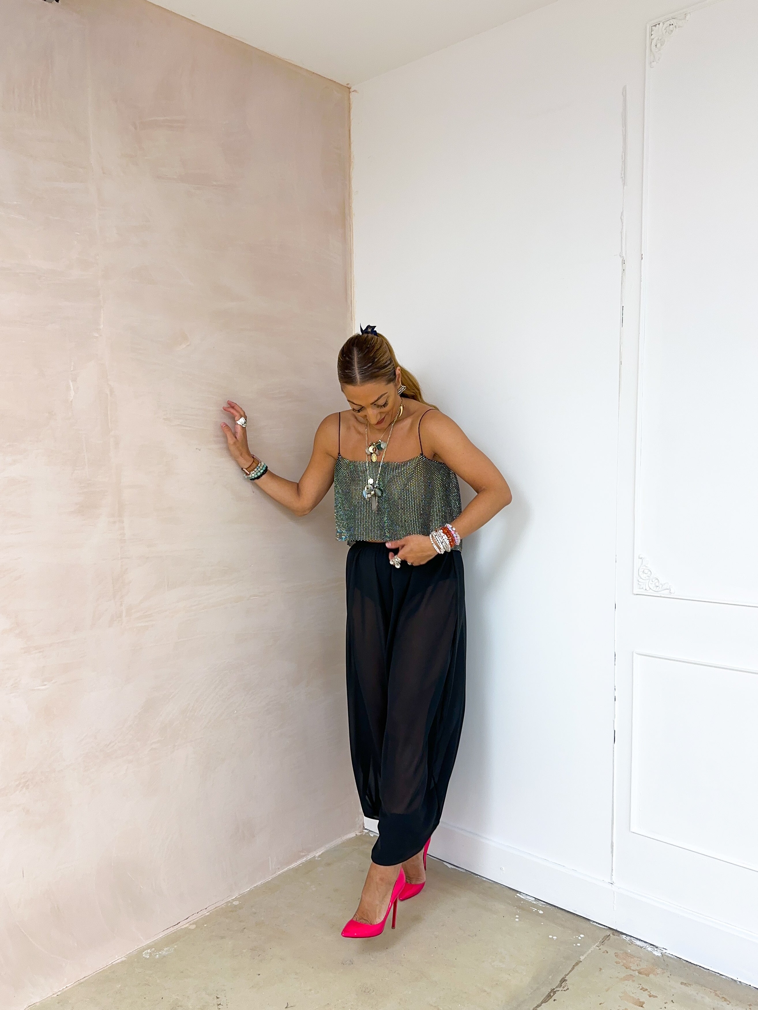 Shooting Star Rhinestone Top In Black Sparkle