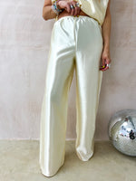 The Midnight Wide Leg Trousers In Champagne