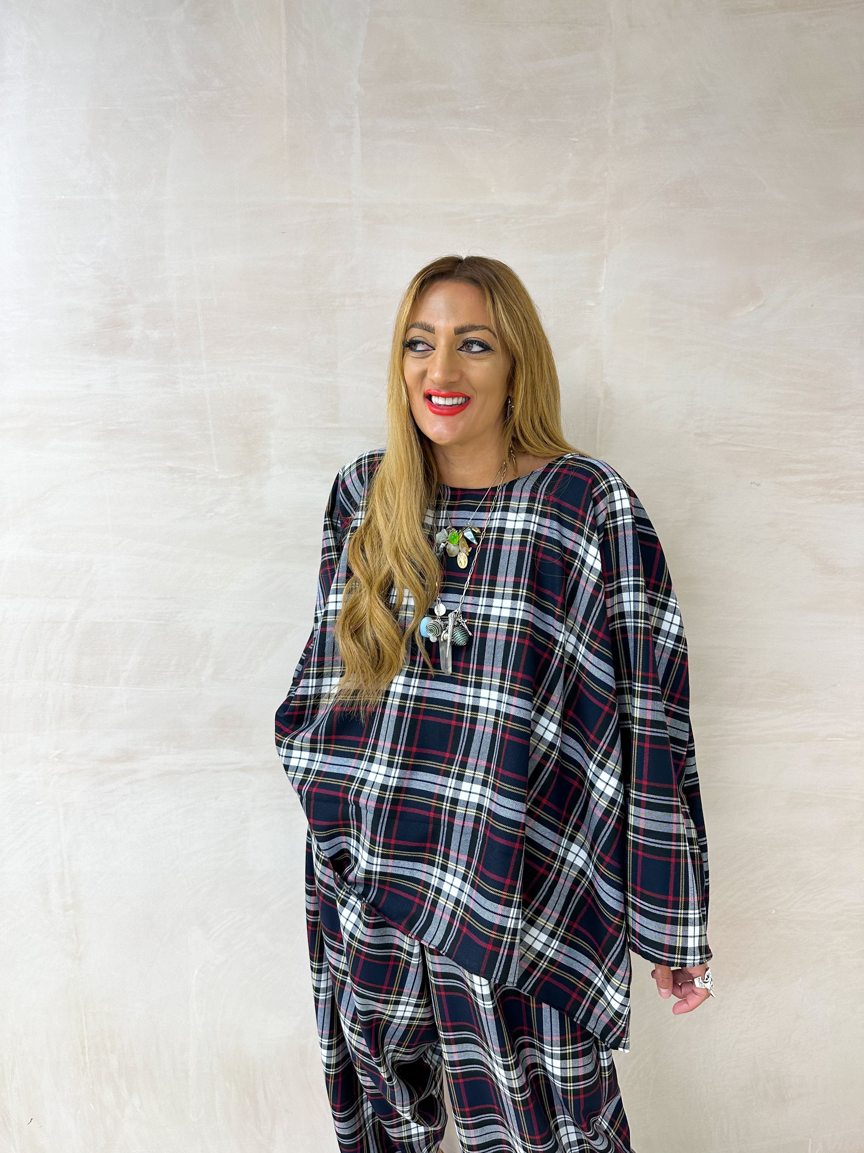 Muse Long Sleeve Floaty Top In Navy Tartan