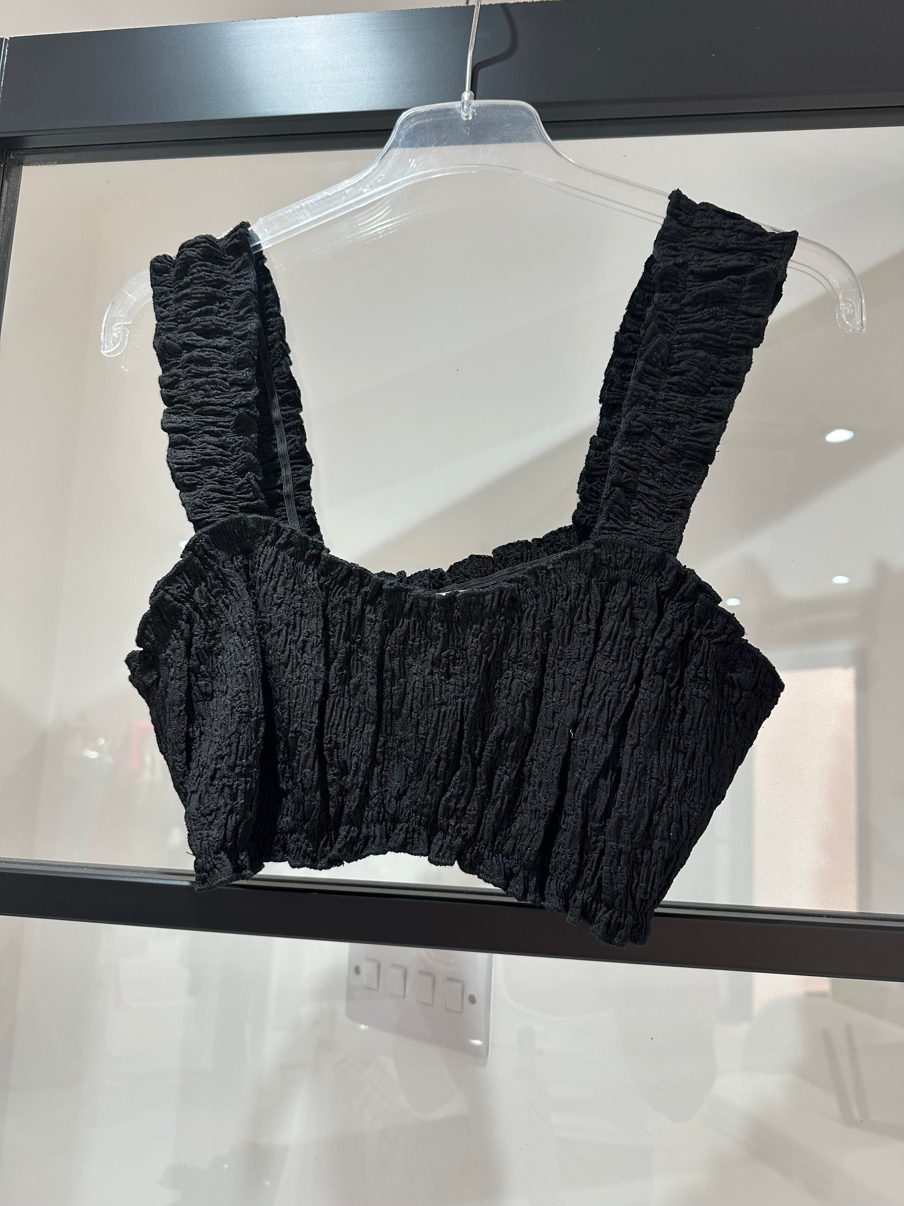 LOT 2 - RUFFLE BRALET