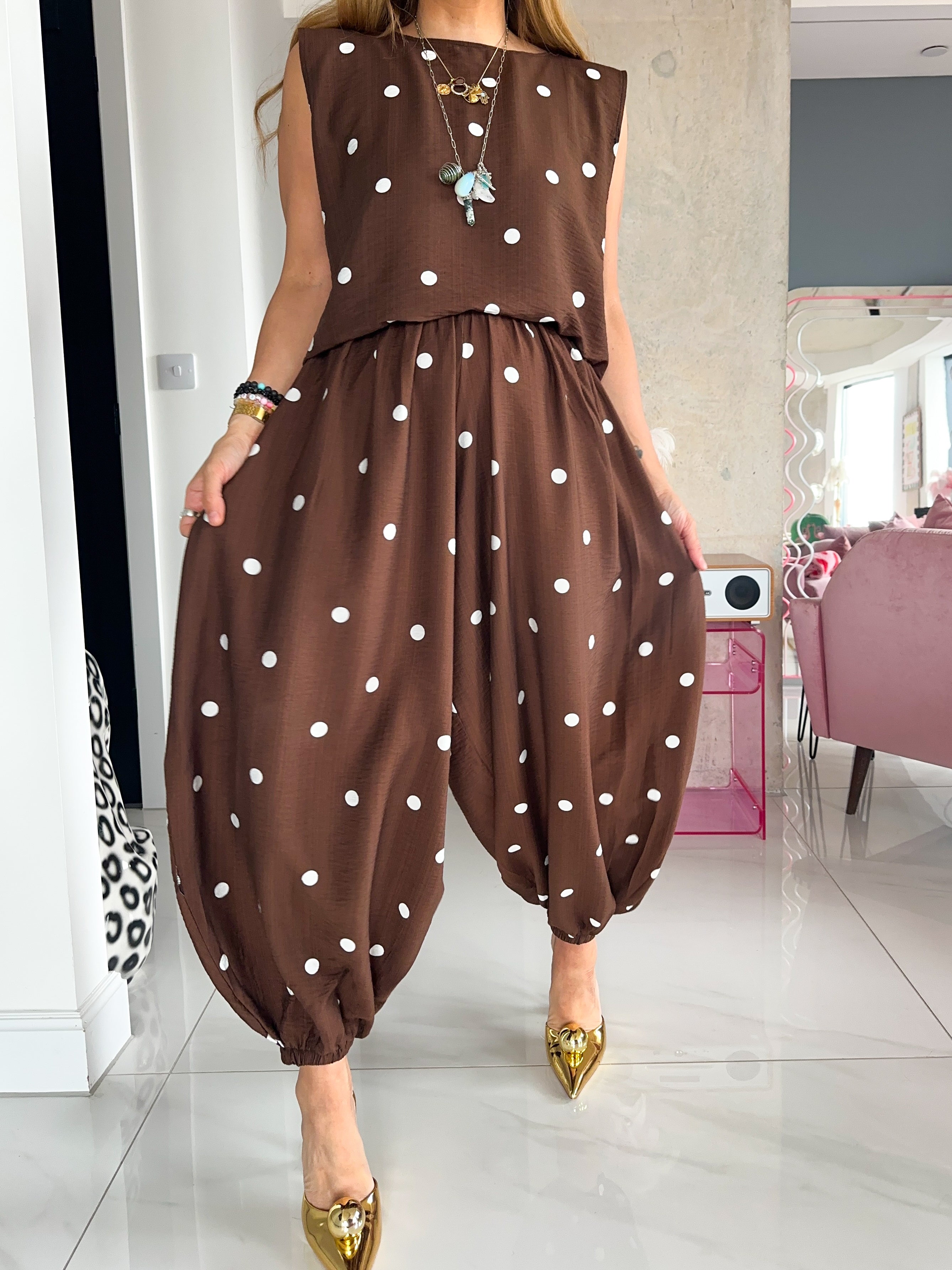The Jasmine Aladdin Trousers In Brown Polka Dot
