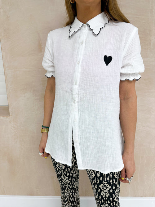 Scallop Collar Black Heart Shirt In White