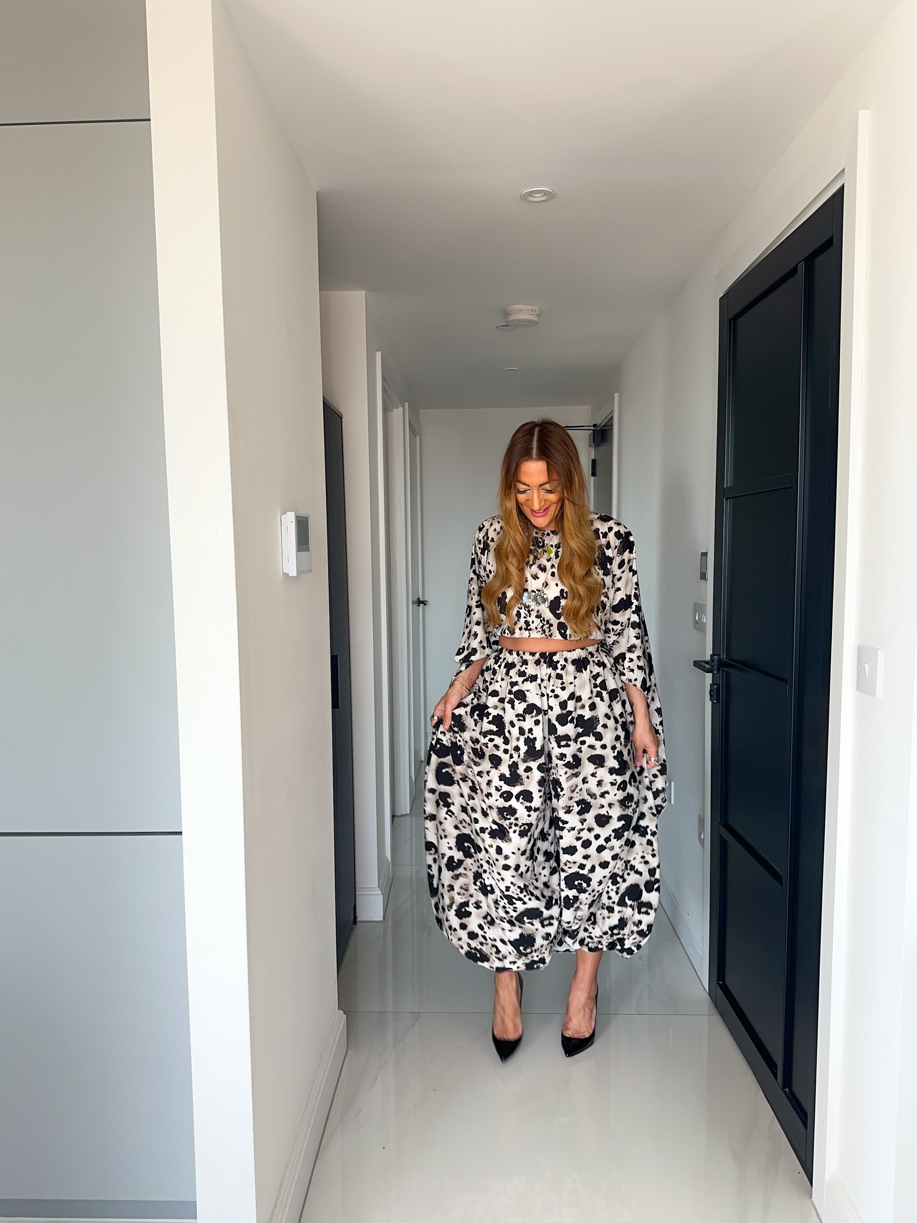 The Jasmine Aladdin Trousers In Abstract Print