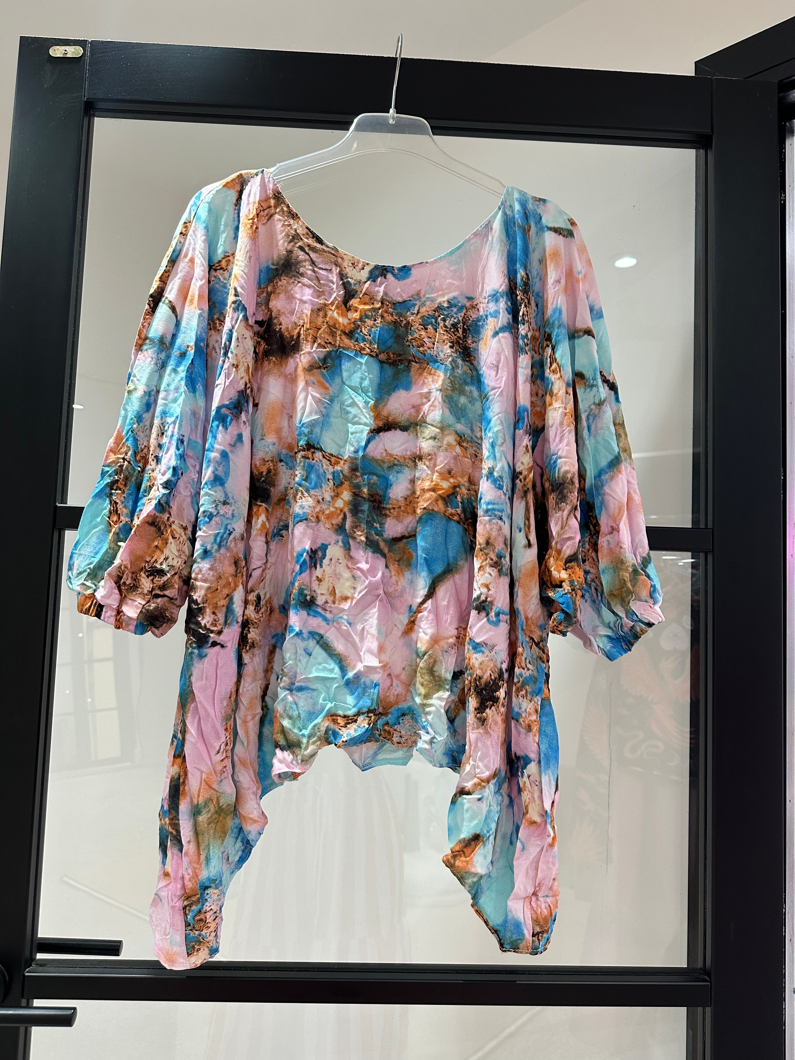 LOT 17 - Tye Dye Top In Pink/Blue Print